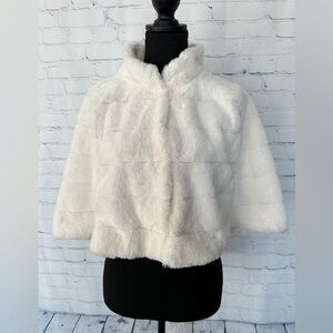 NWT BCBGeneration White Faux Fur Cropped Capelet Shrug Jacket, Medium, Bridal